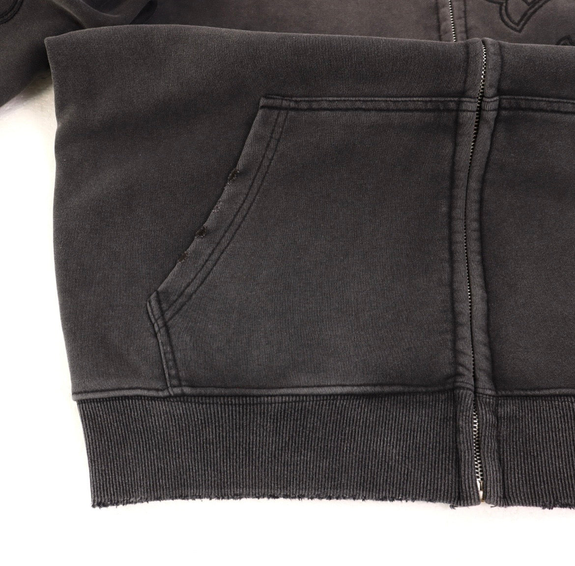 VALLEY Zip-Up Hoodie